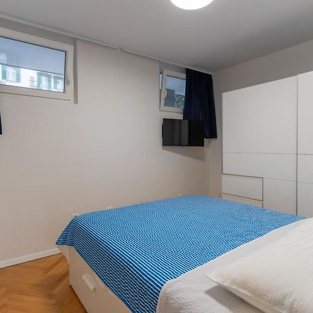Royal Luxe Apartment สปลิท ภายนอก รูปภาพ